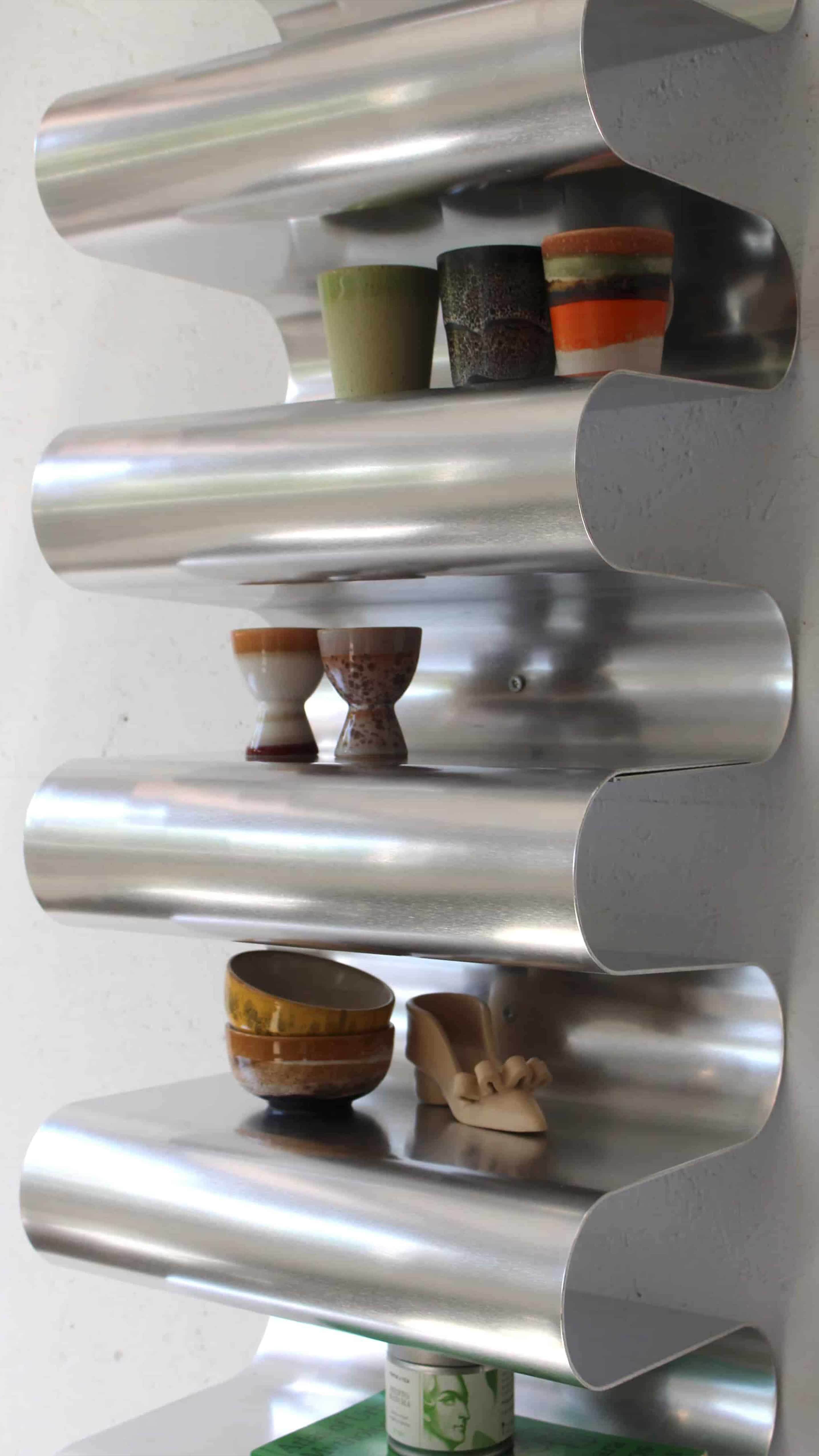 THE WAVY SHELF